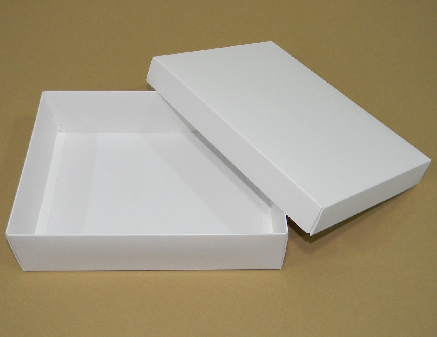 Коробка "крышка-дно"