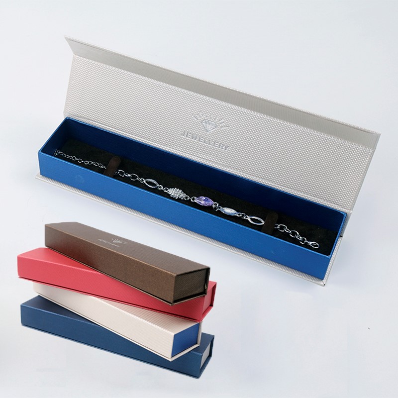 Коробка - пенал на магнитах