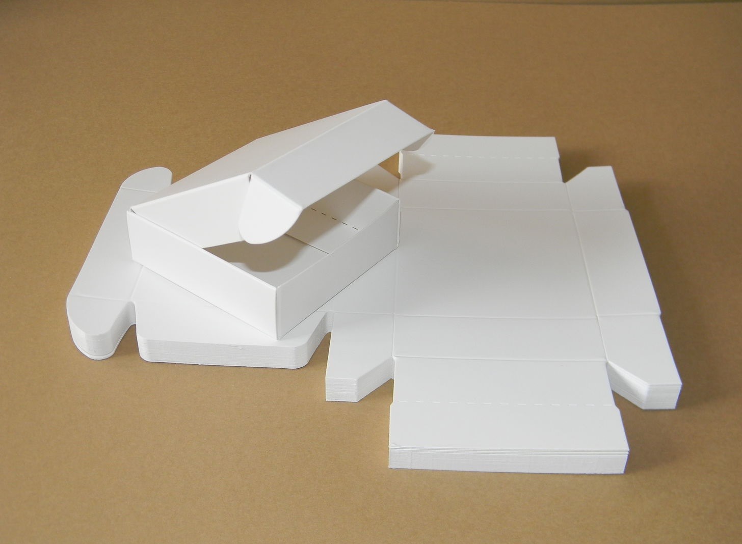 Коробка вырубная самосборная