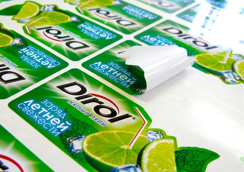 Печать фигурных наклеек