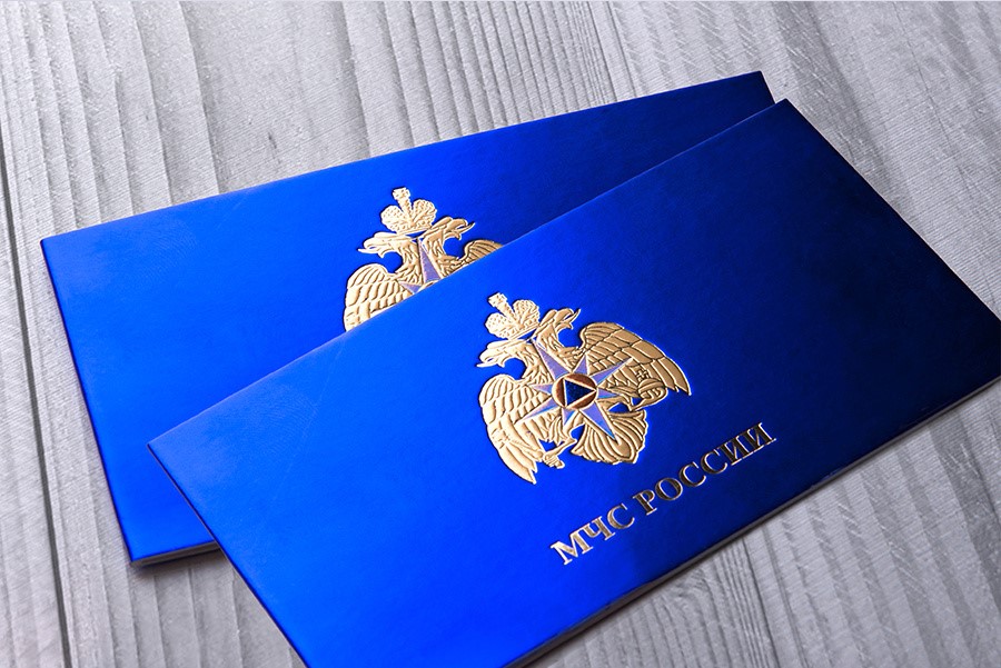 Визитки с тиснением золотом