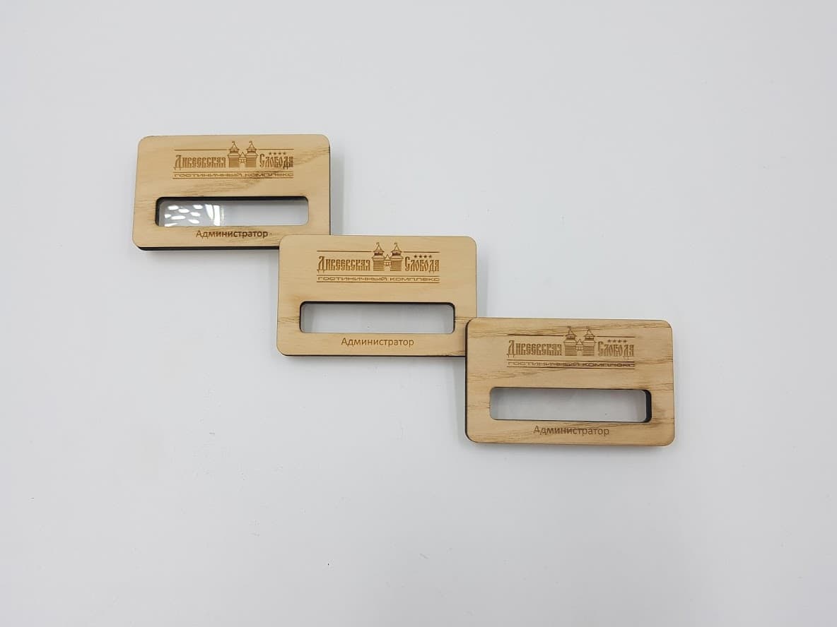 Печать бейджей