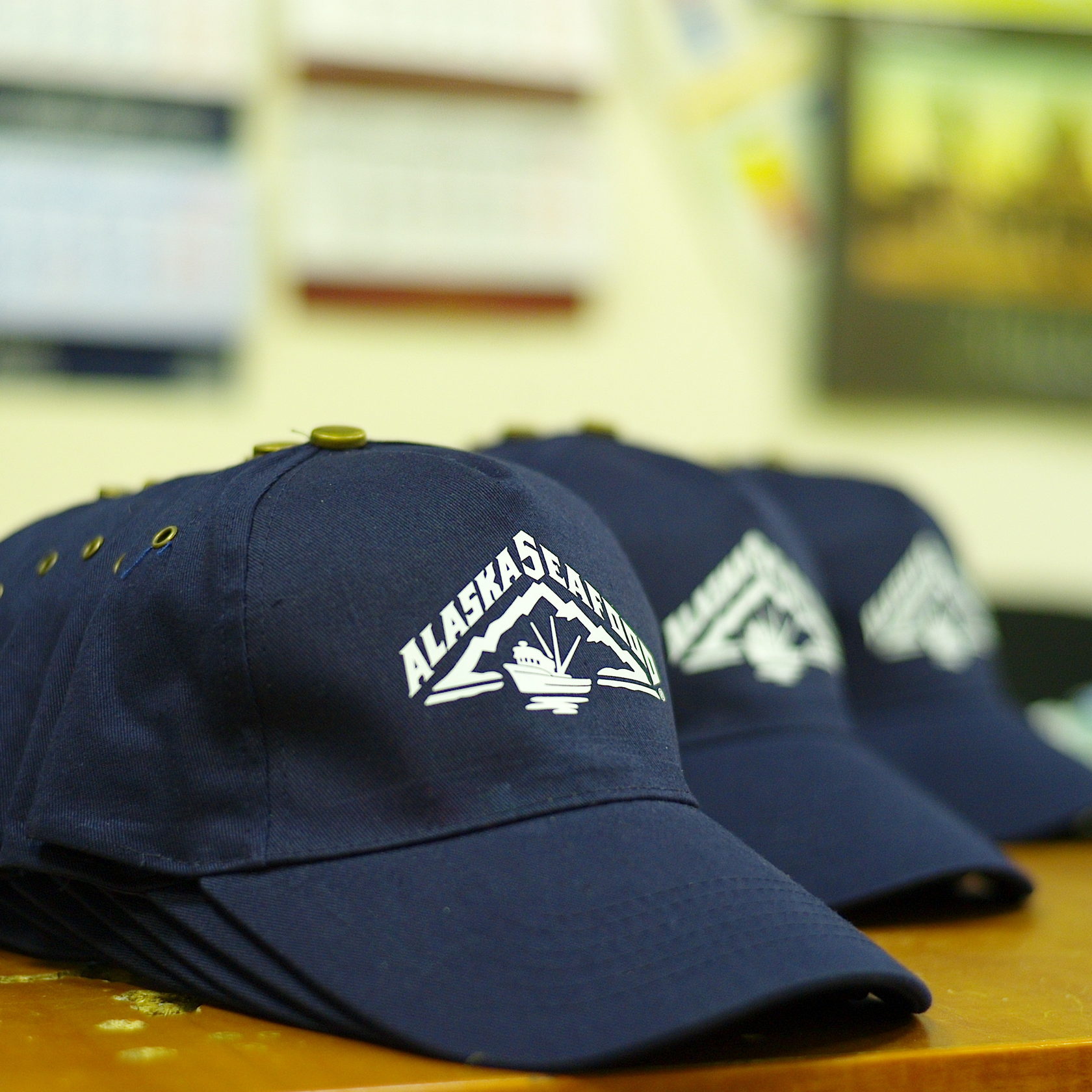 Печать фото, логотипов на кепках и бейсболках