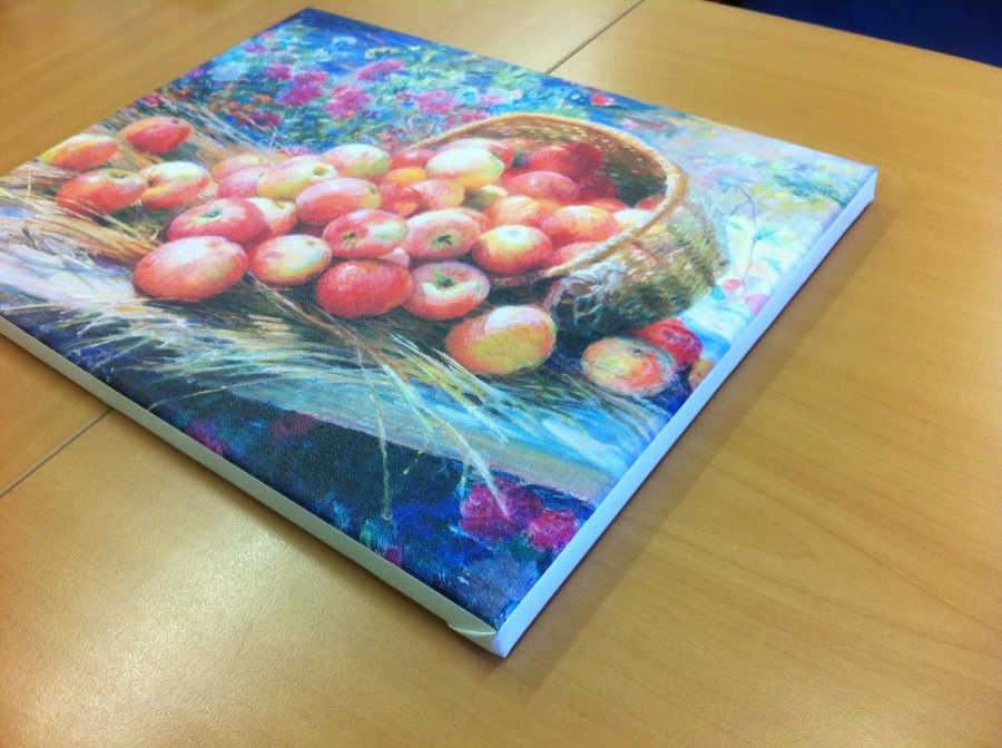 Печать на холсте с натяжкой на подрамник