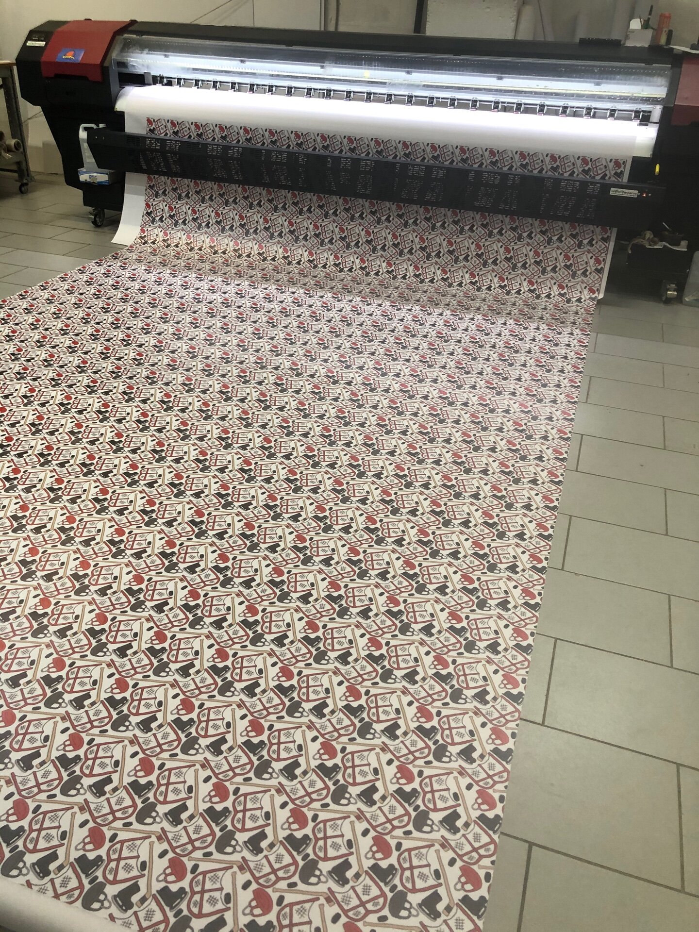 Интерьерная печать на баннере