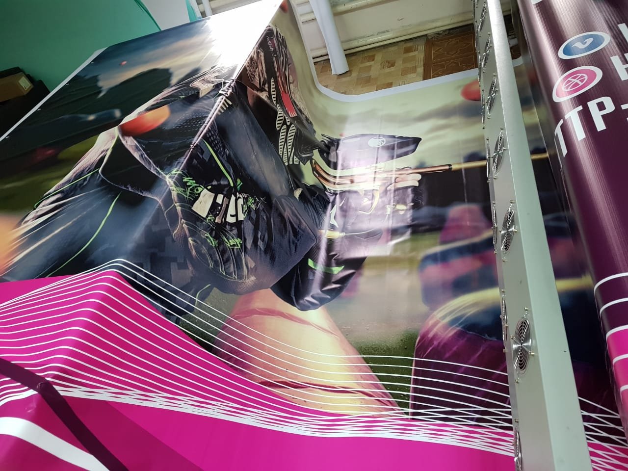 Материалы для интерьерной печати