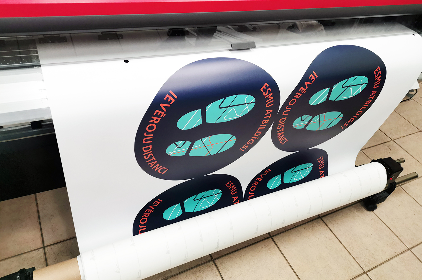 Назначение наклеек