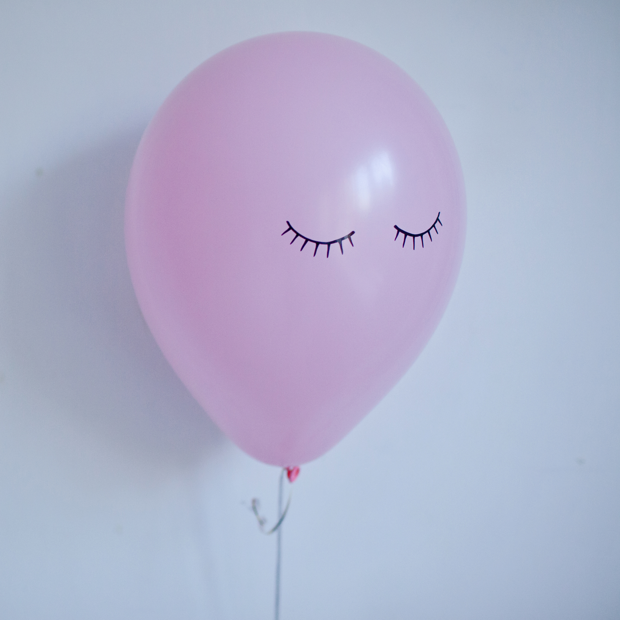 Печать наклеек для шаров