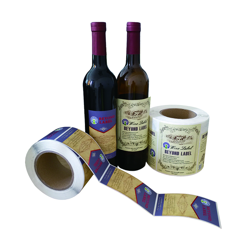 Печать наклеек на бутылку