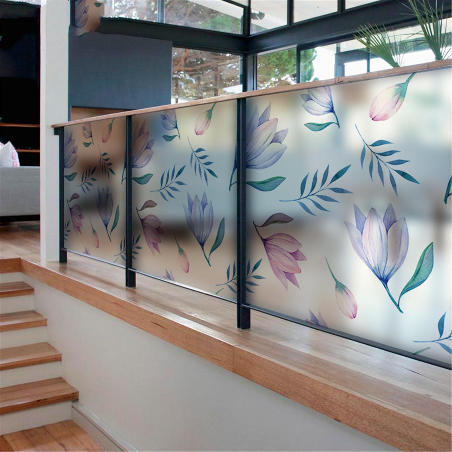 Печать наклеек на стекло витрины