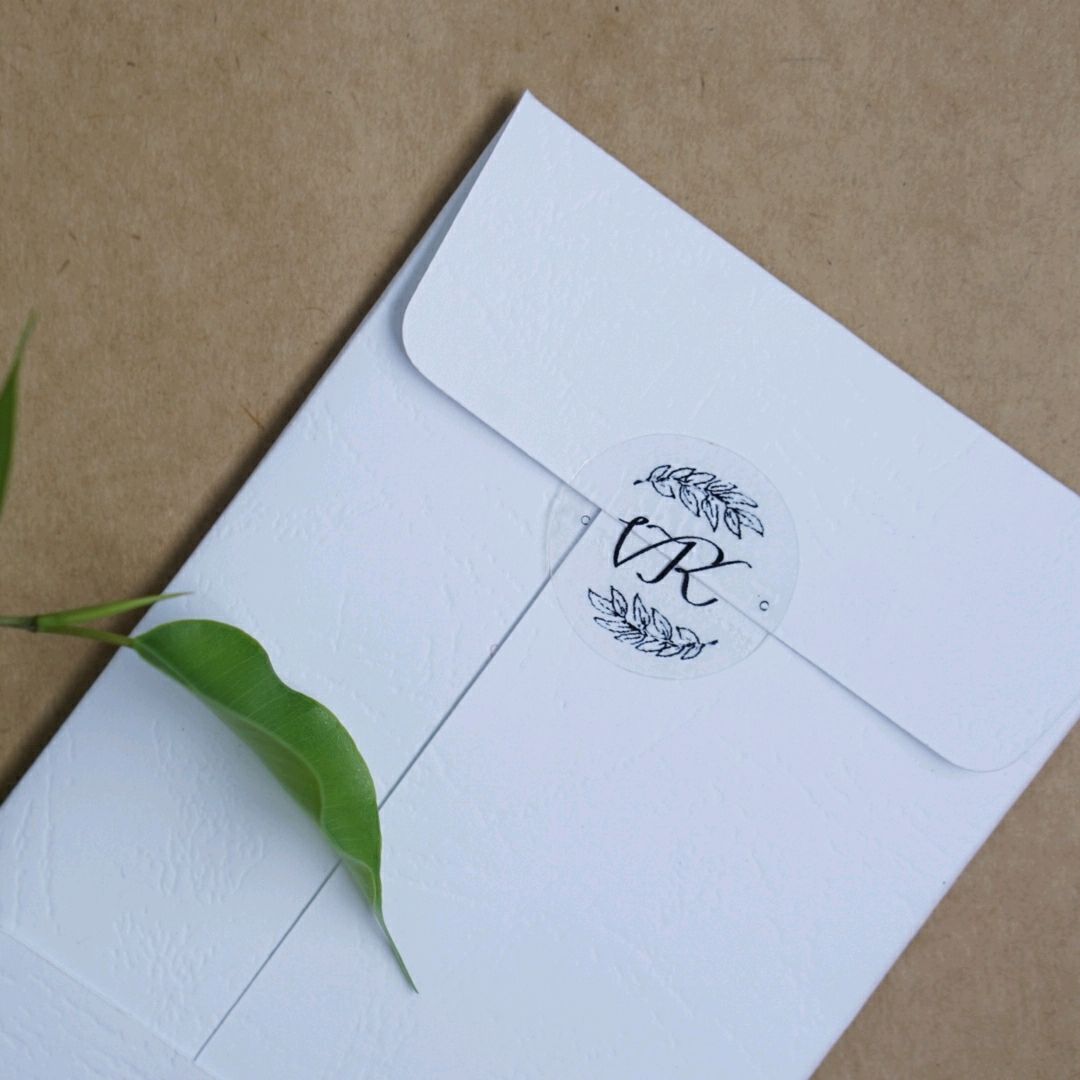 Прозрачные наклейки с логотипом