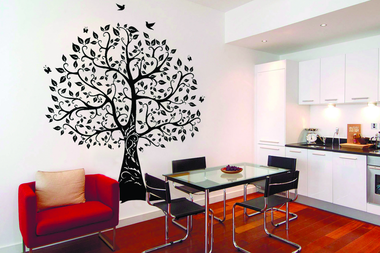 Печать интерьерных наклеек дерево
