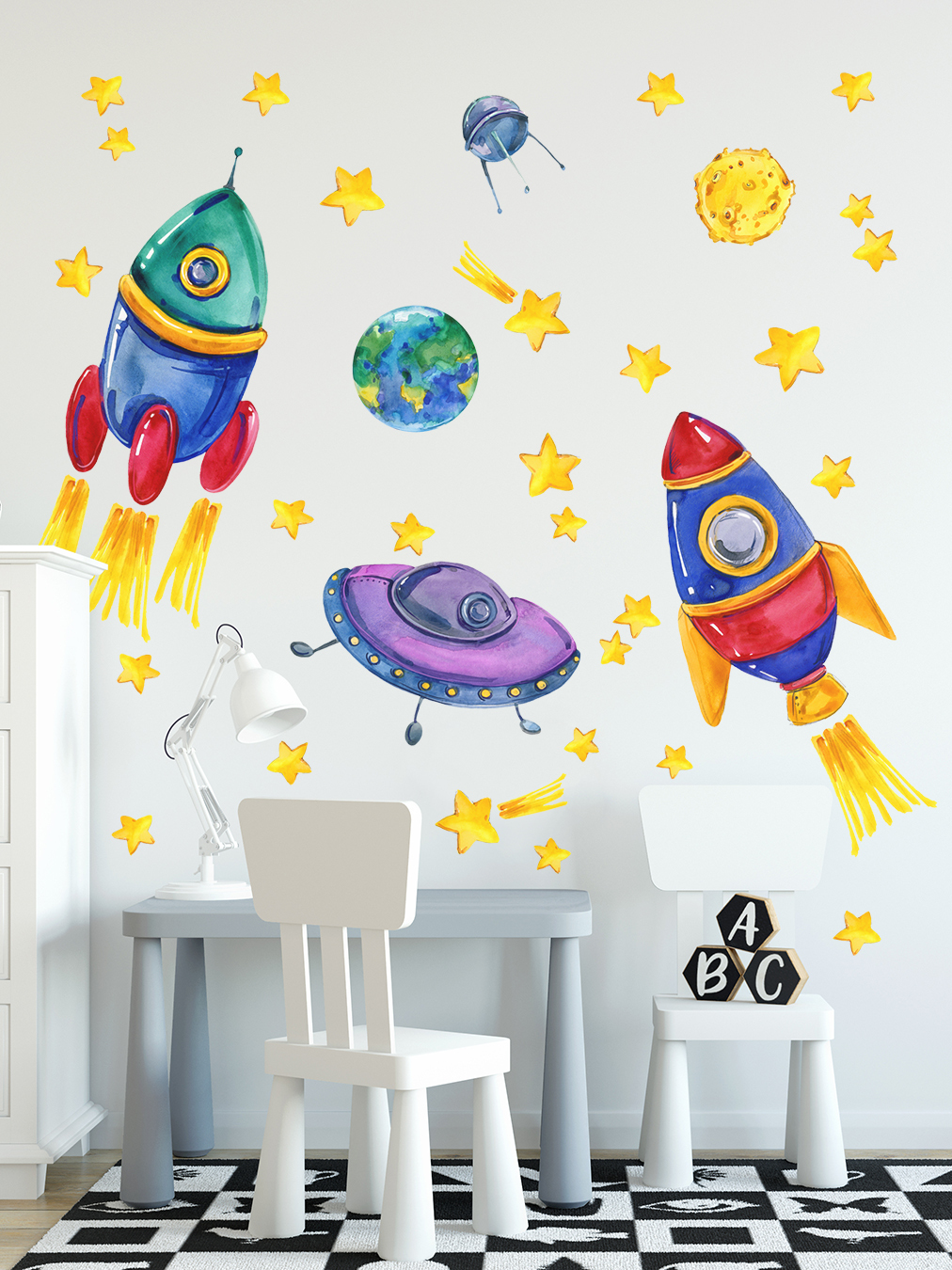 Печать интерьерных наклеек космос