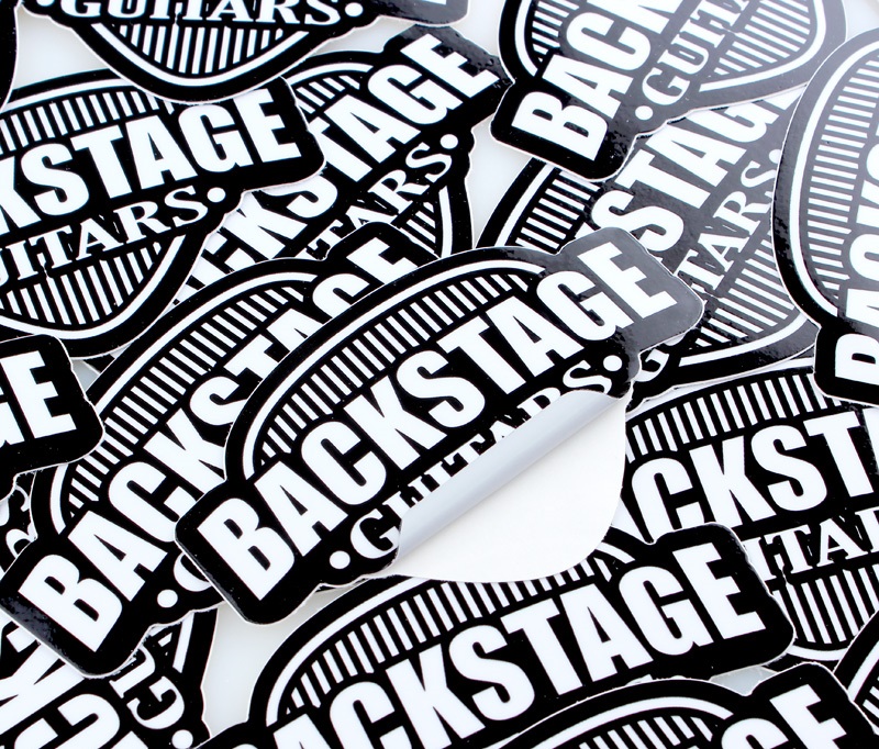 Печать матовых наклеек