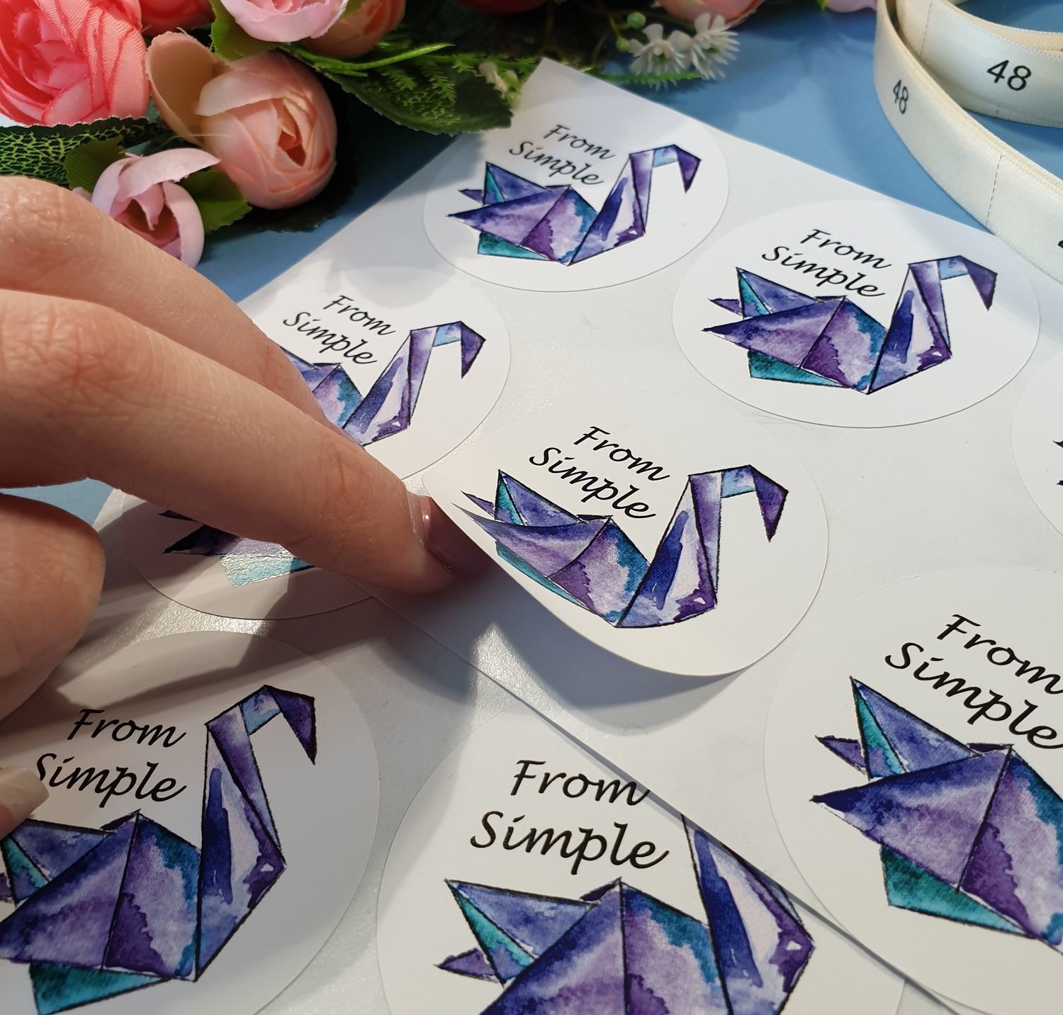 Печать наклеек с логотипом