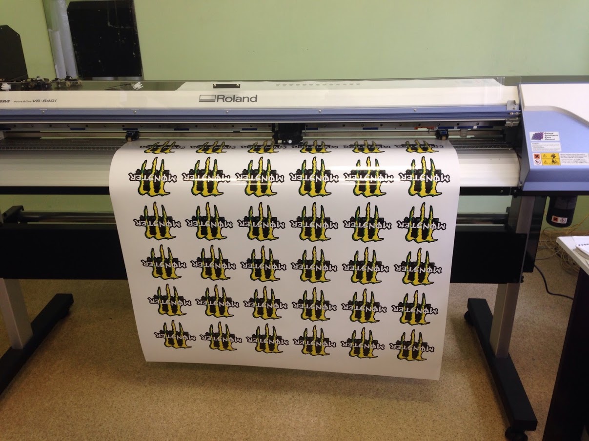 Плоттерная печать наклеек