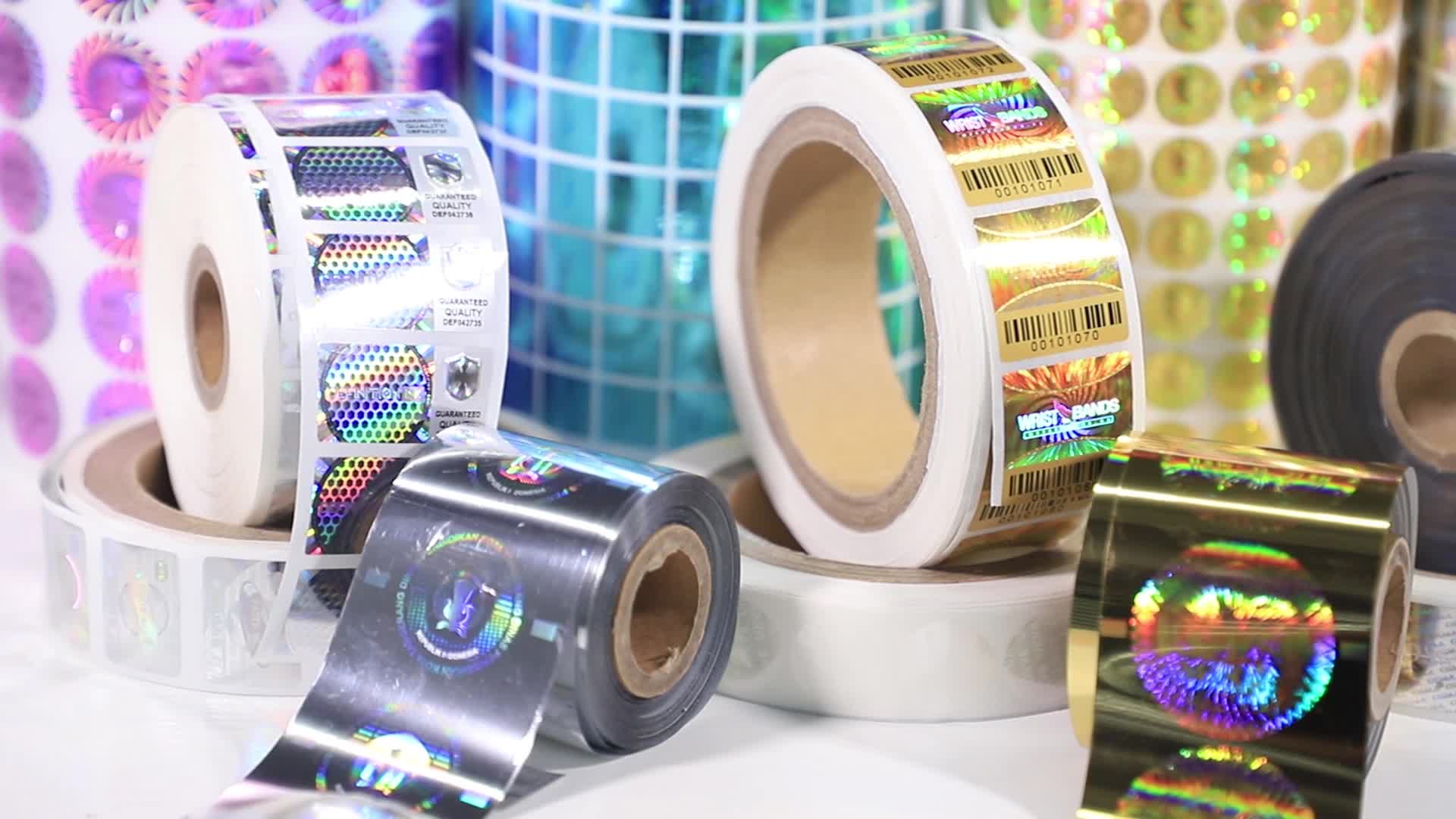 Печать рулонных наклеек