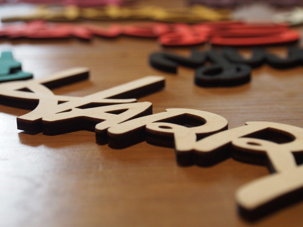 Изготовление хештега на заказ