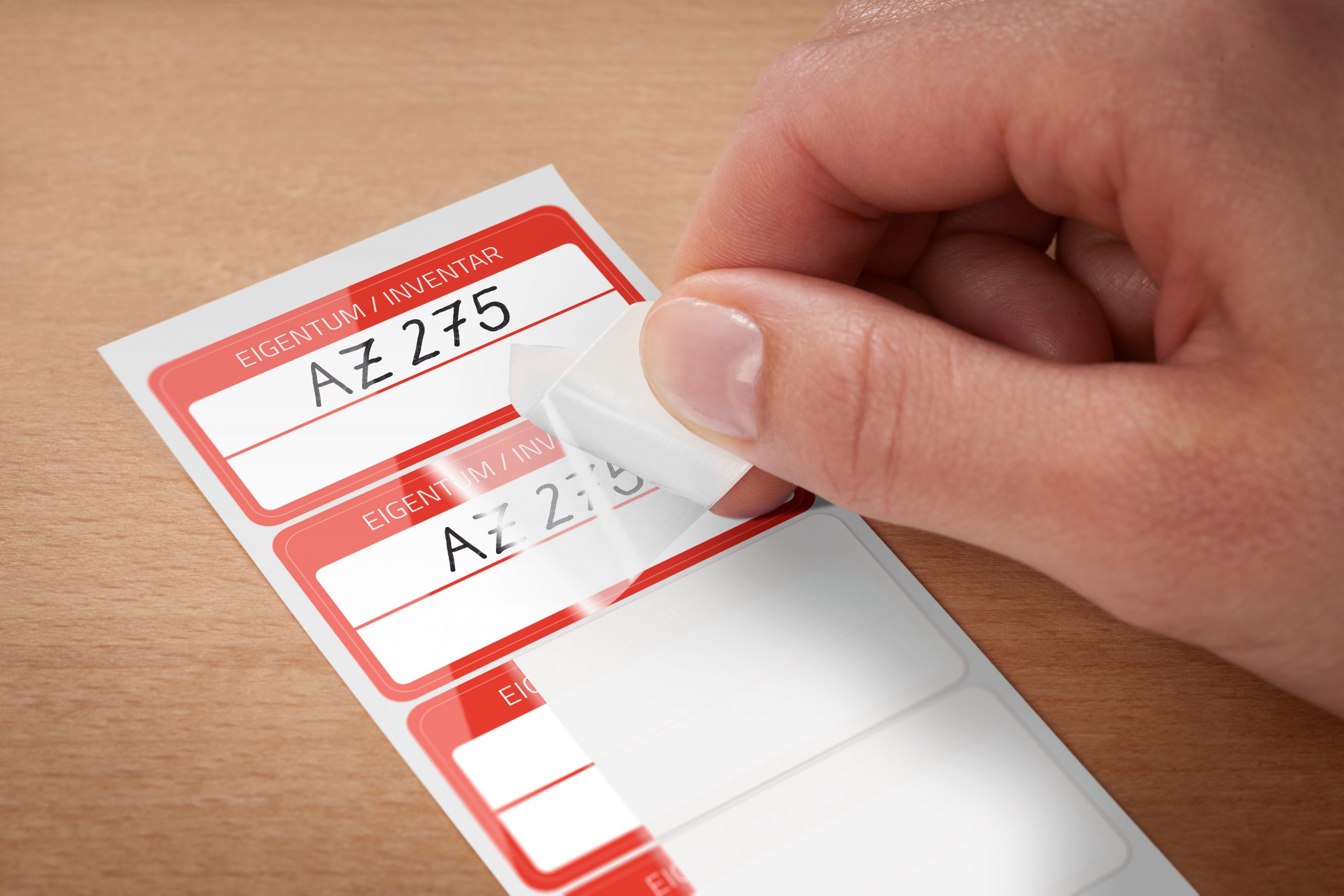 Самоламинирующиеся наклейки