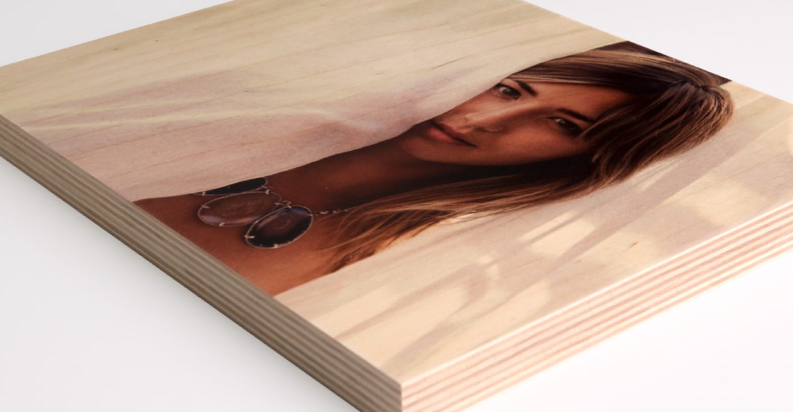 Печать на дереве