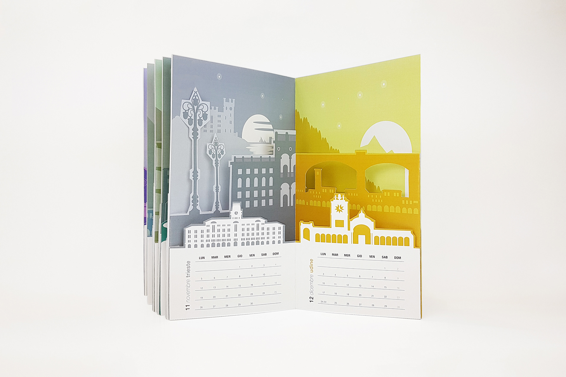 Печать квартальных календарей на склейке