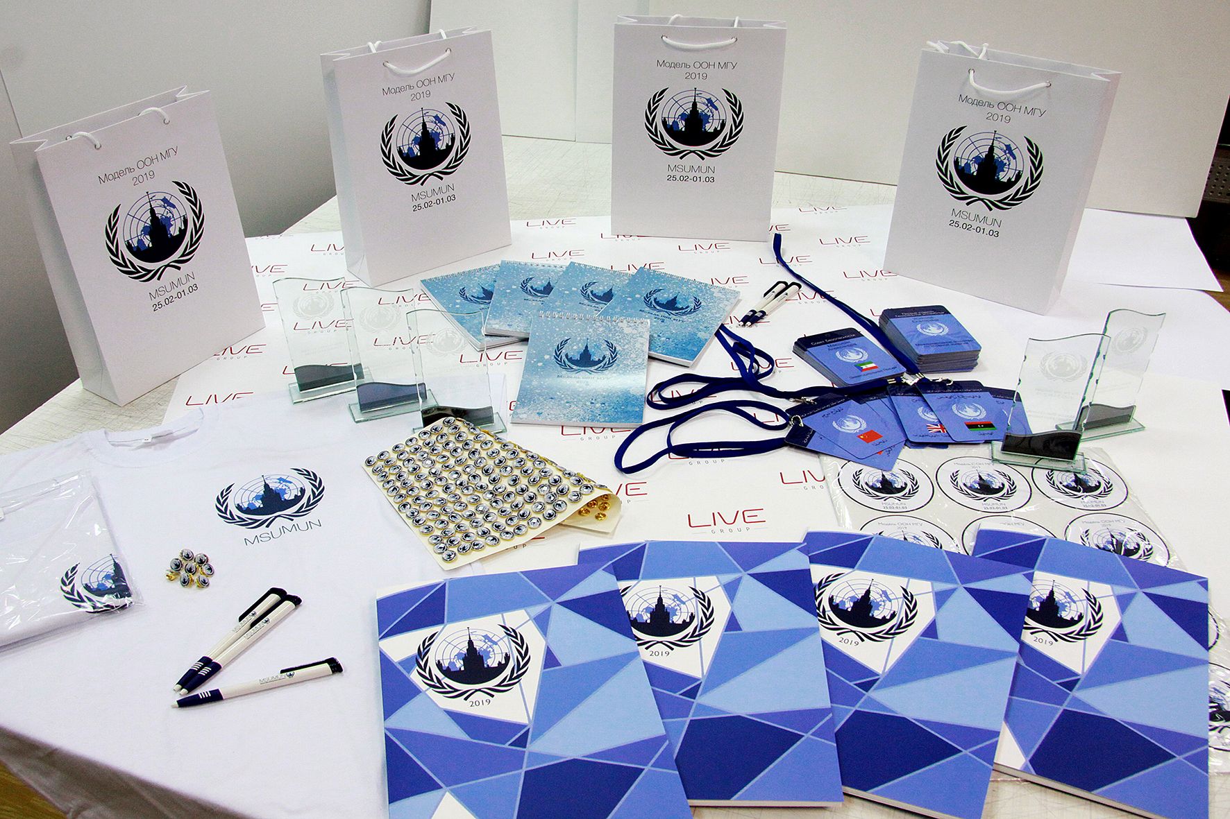 Полиграфия для автосалонов