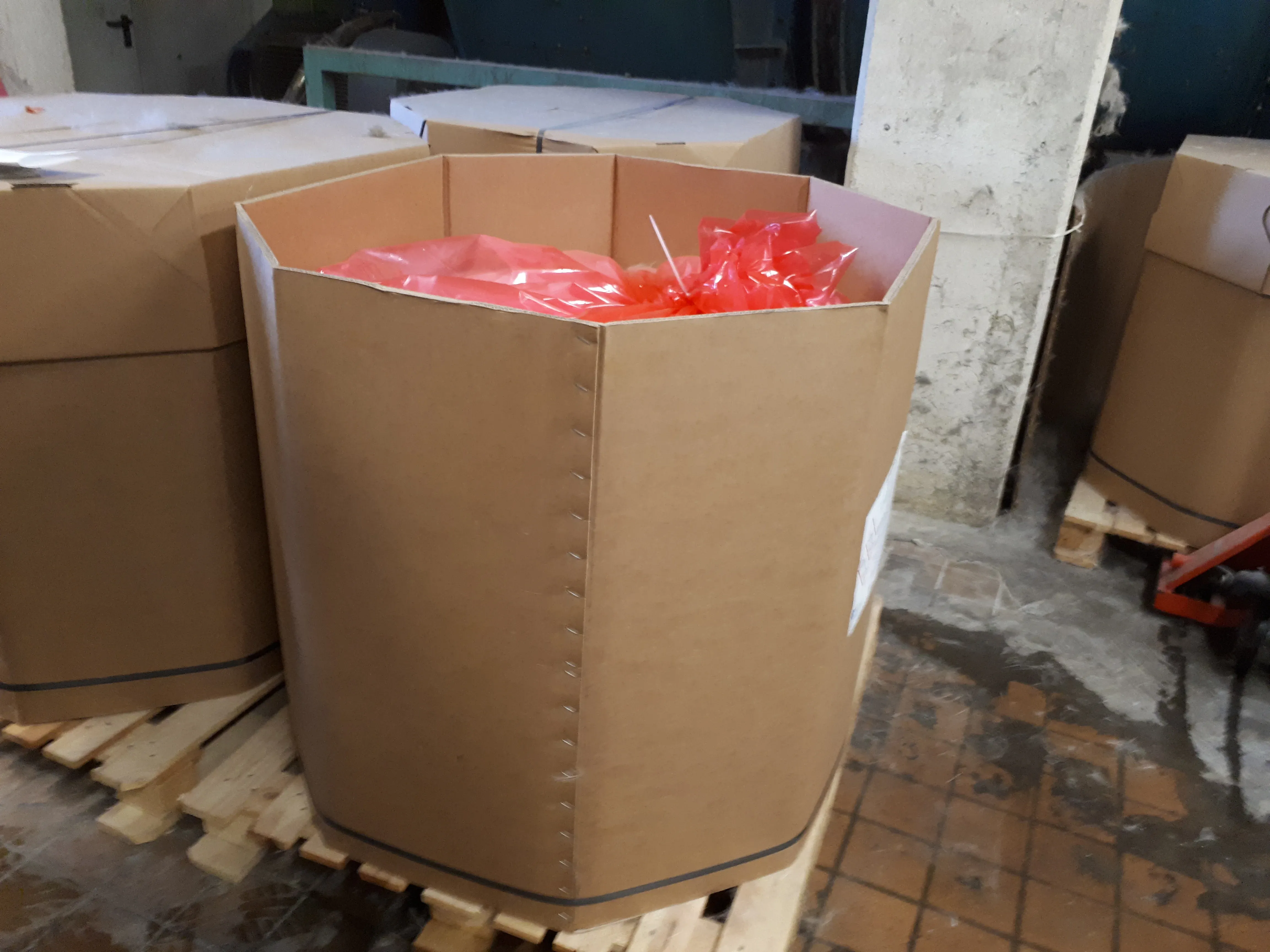 Октабины из гофрокартона