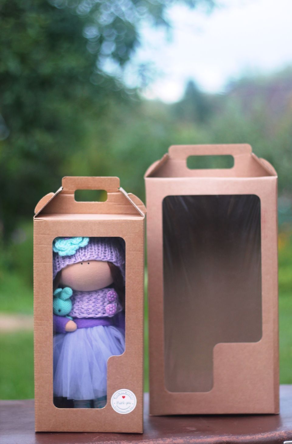 Картонная упаковка для кукол