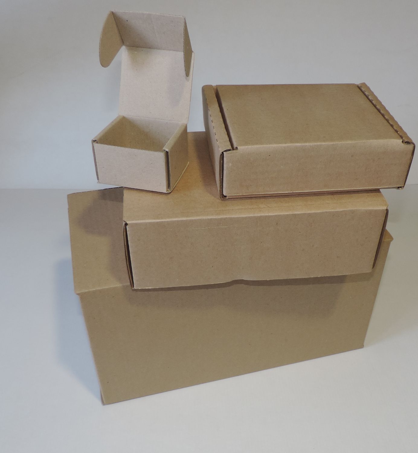 Картонные коробки для фурнитуры