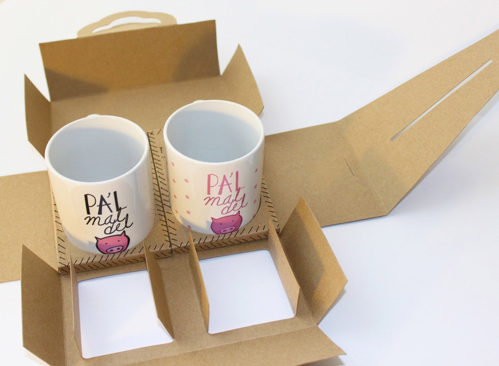 Картонные коробки для тарелок и блюдец