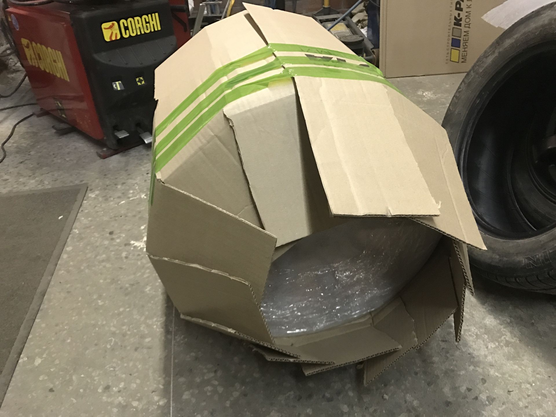 Коробки для автомобильных дисков