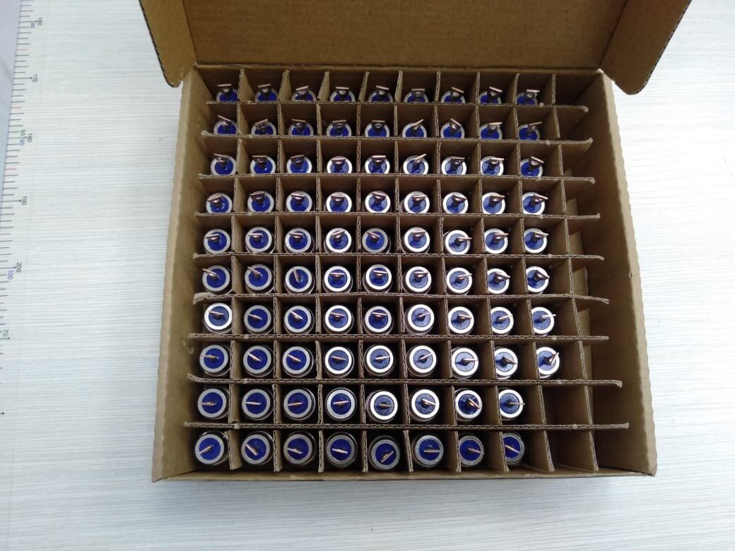 Картонная упаковка для крепежей