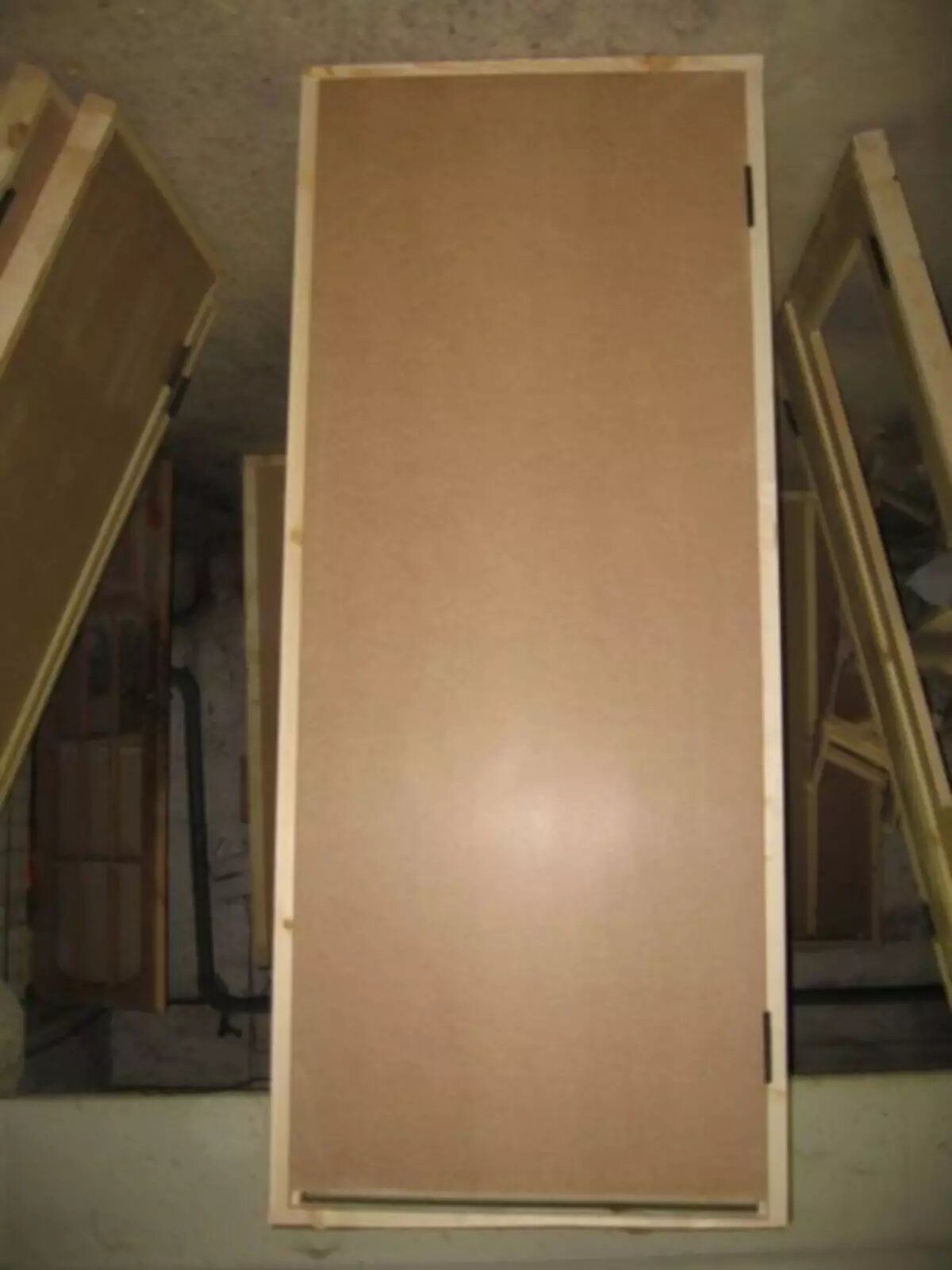 Картонные коробки для дверных полотен