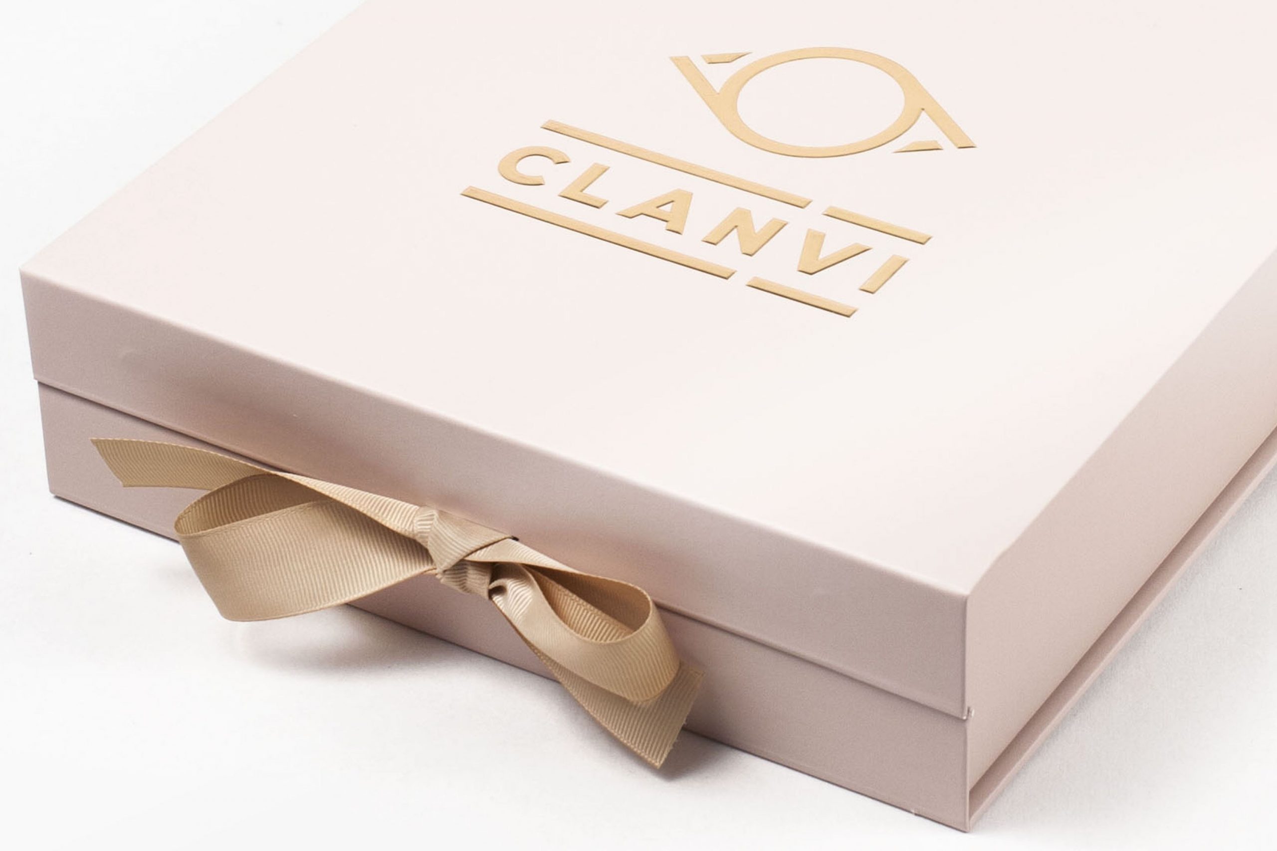 Картонные коробки с логотипом