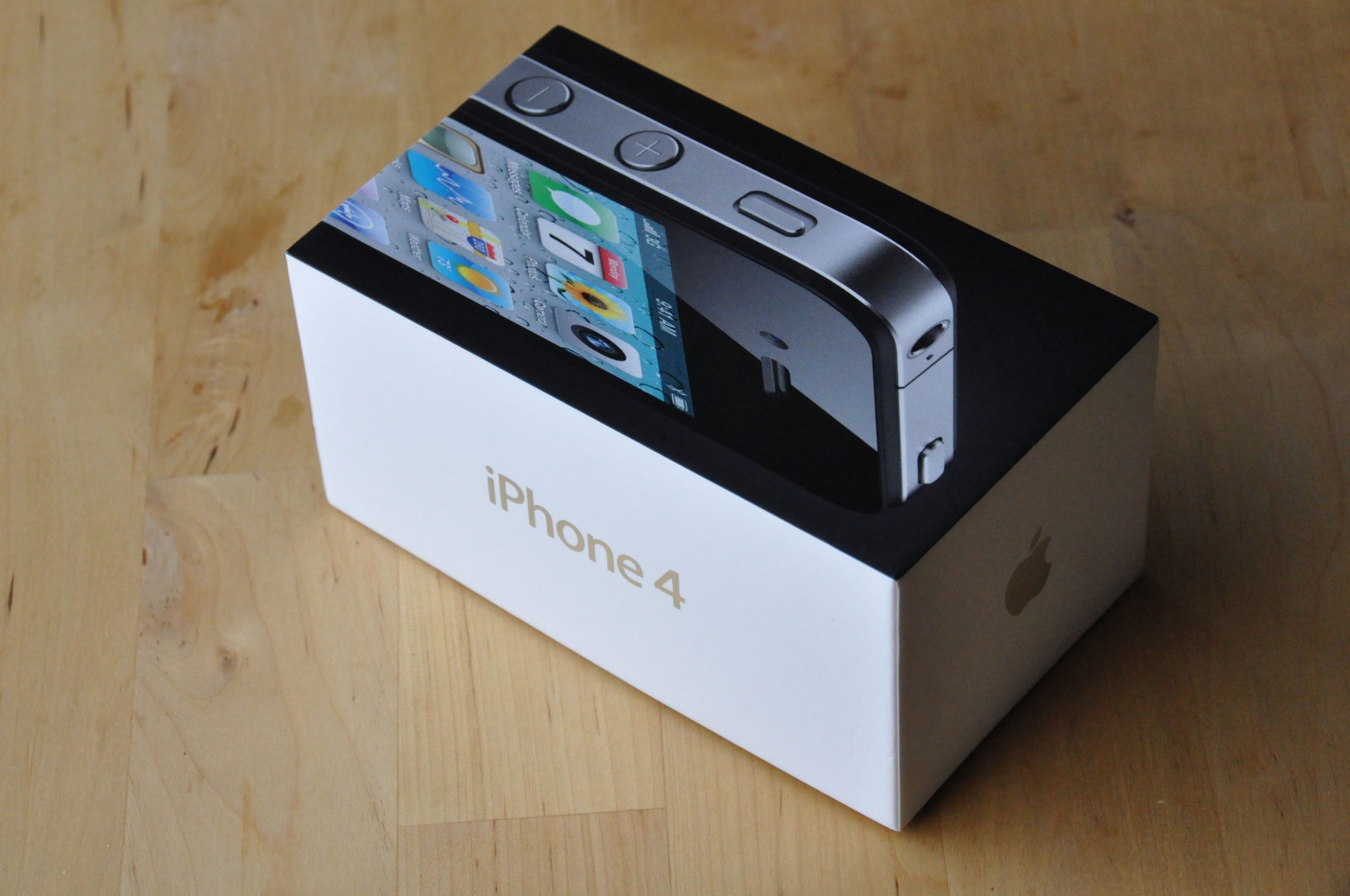 Коробки для смартфонов