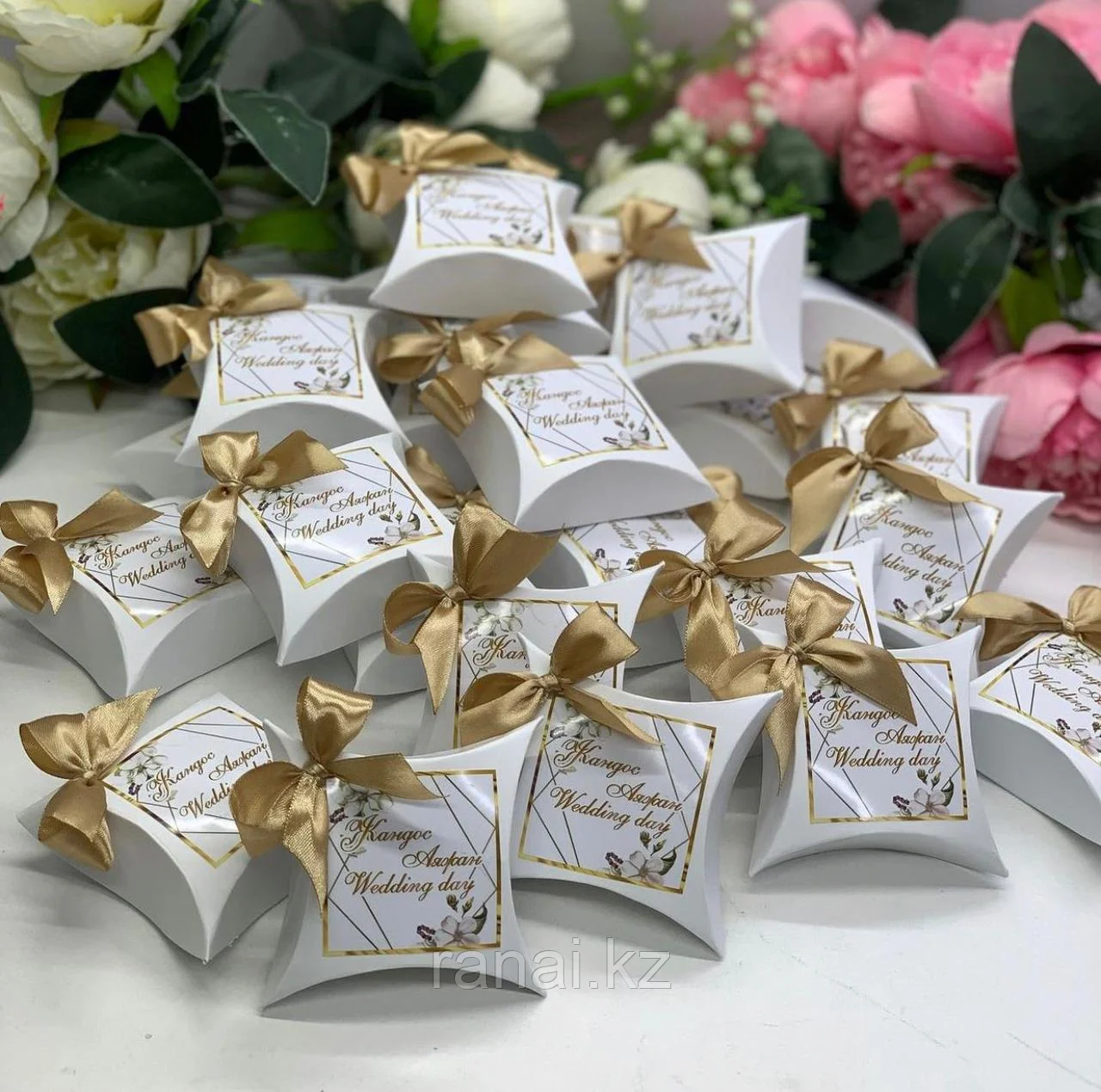 Картонные бонбоньерки