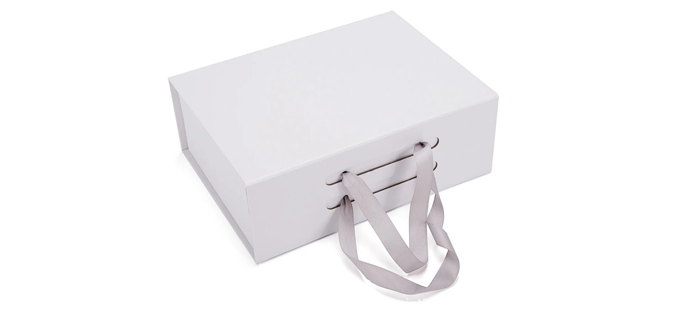 Коробки с ручками