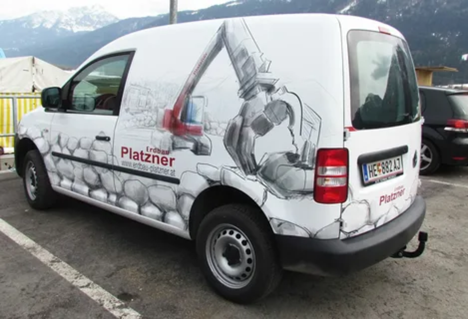 Печать наклеек на автобус