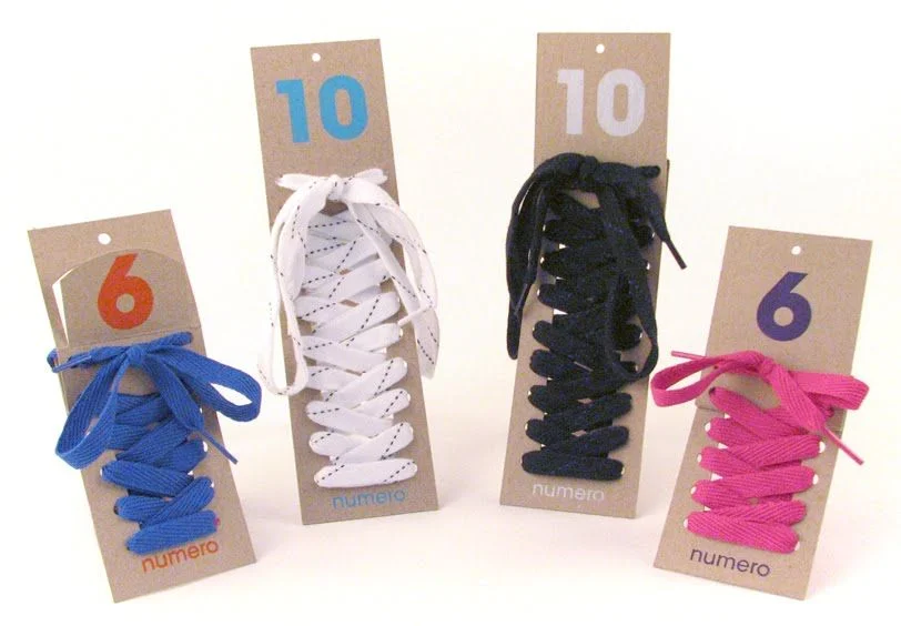 Упаковка со шнурками из картона