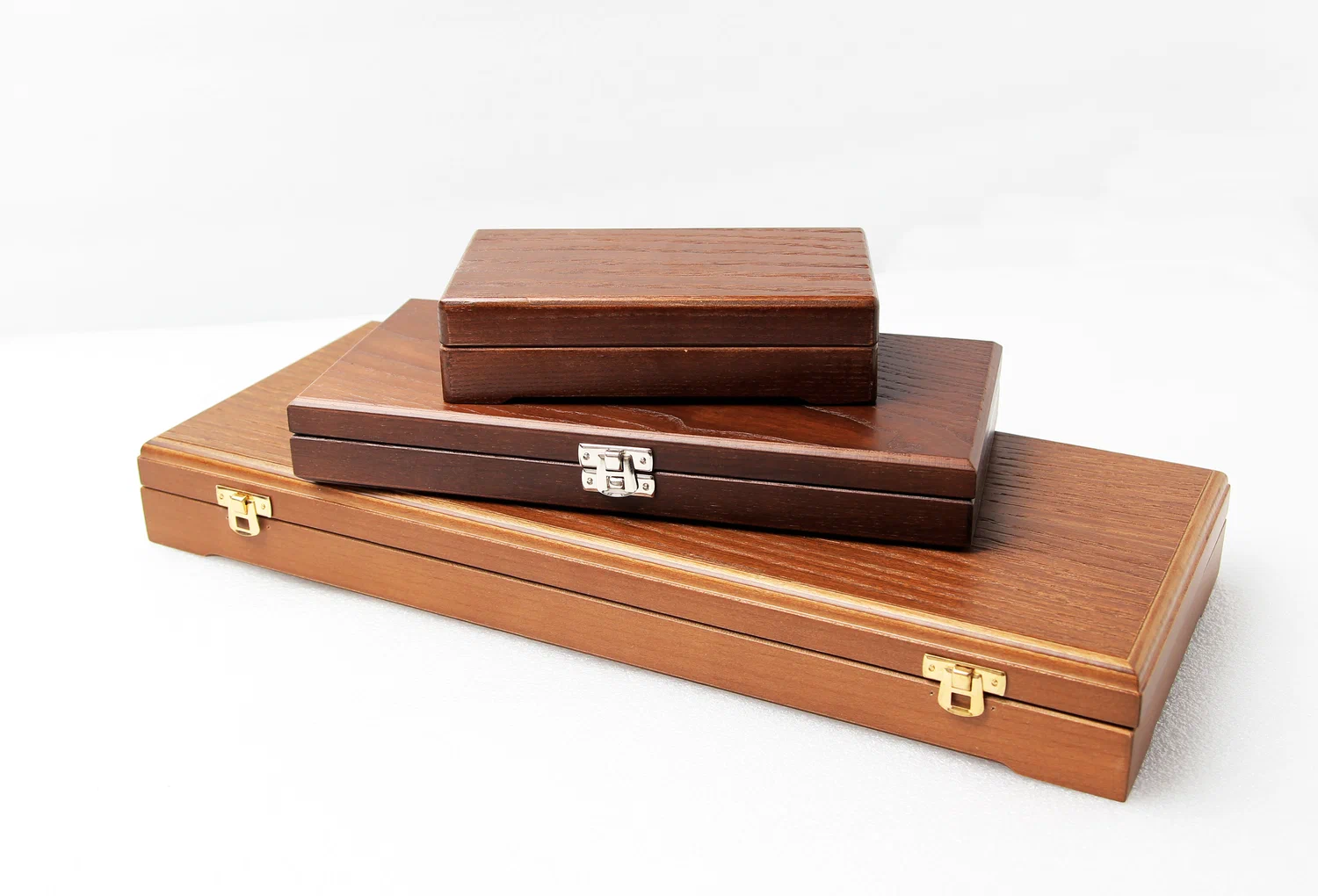 Деревянные футляры