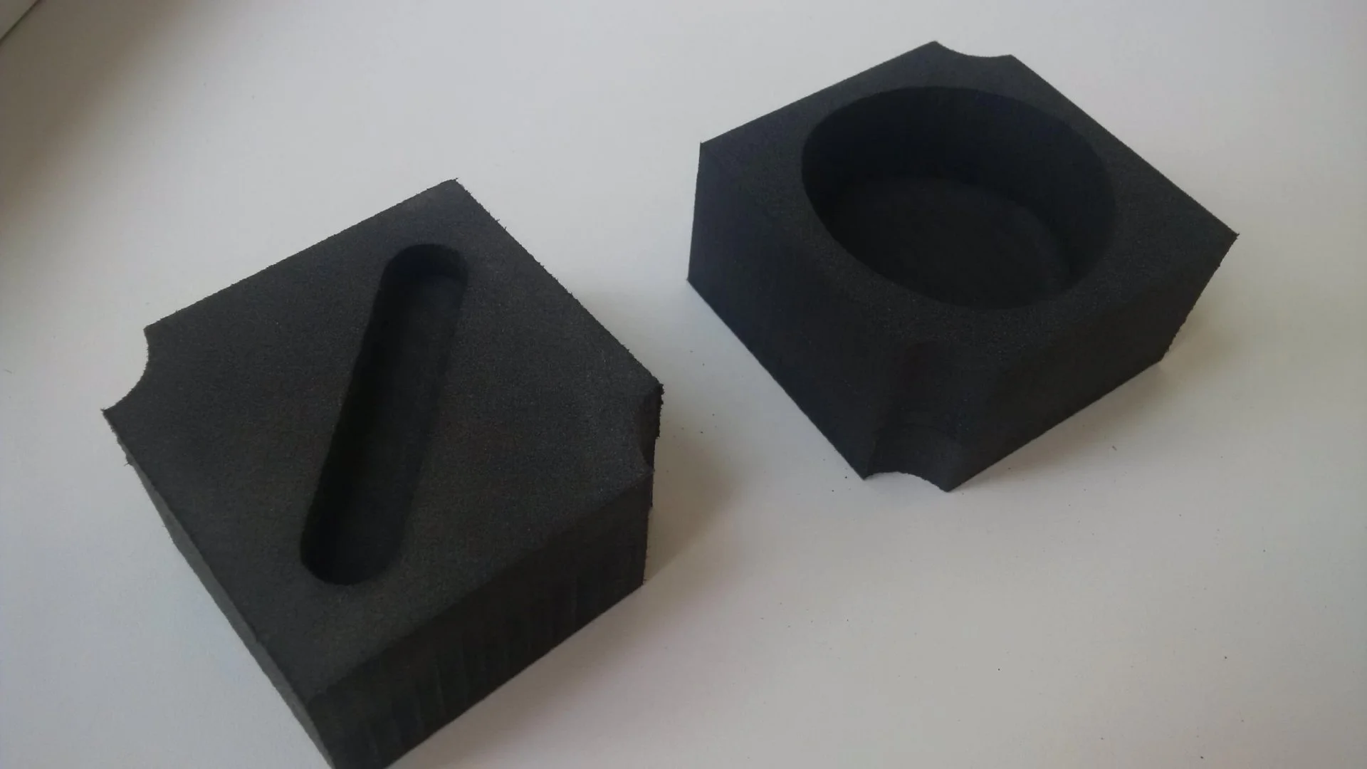 Изолоновые ложементы