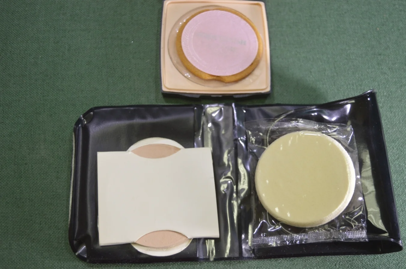 Коробки для косметической пудры