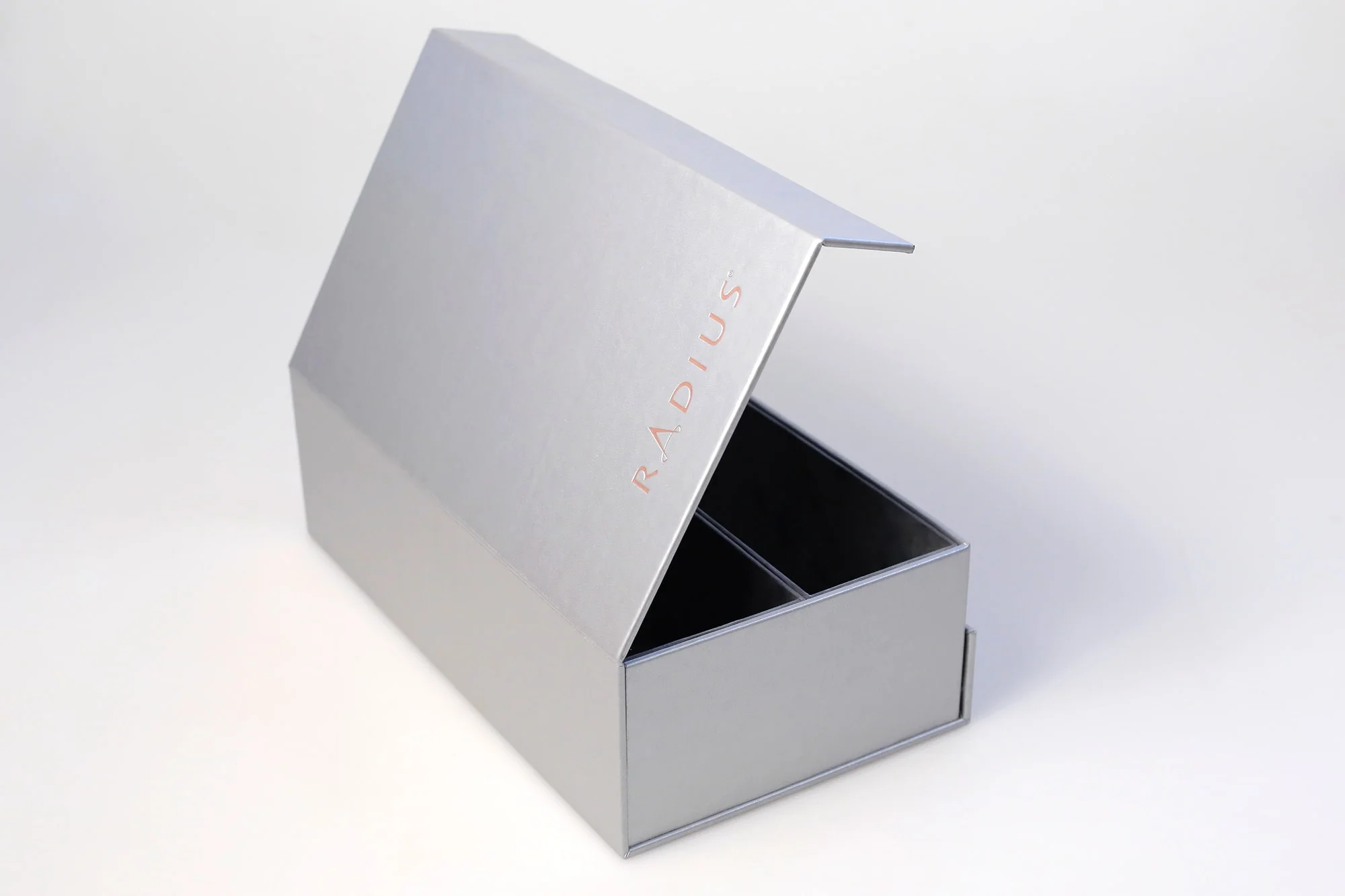 Коробки на магните