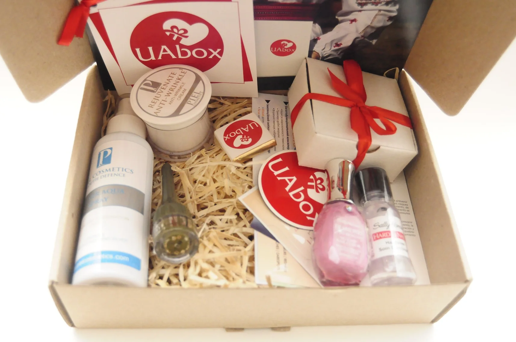 Коробки под косметические боксы