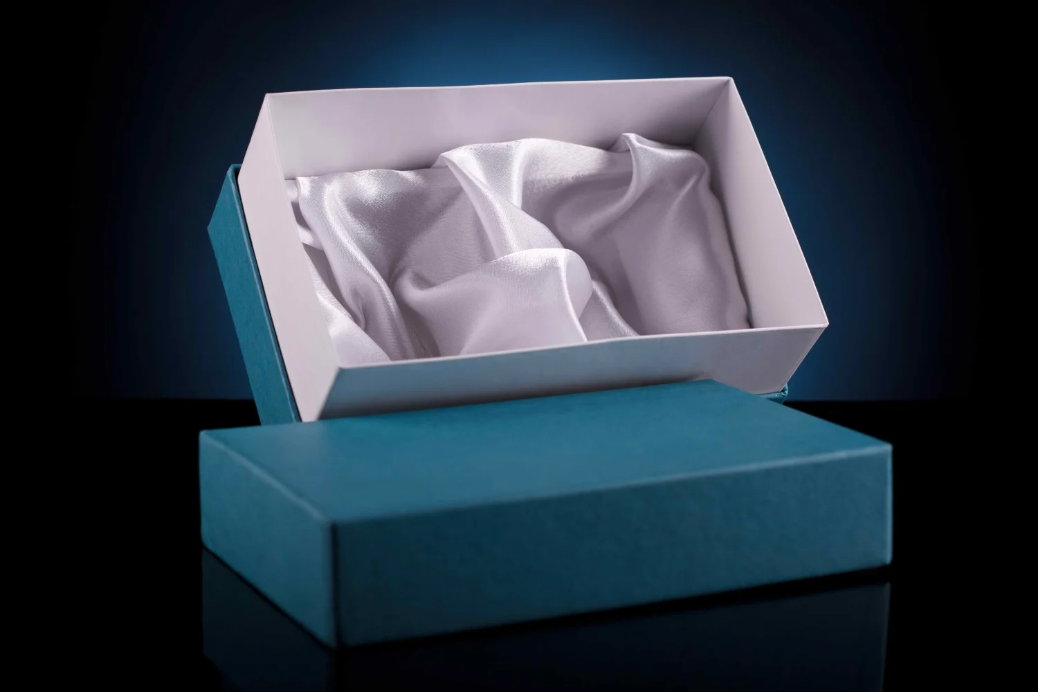 Ложемента с драпировкой ткани