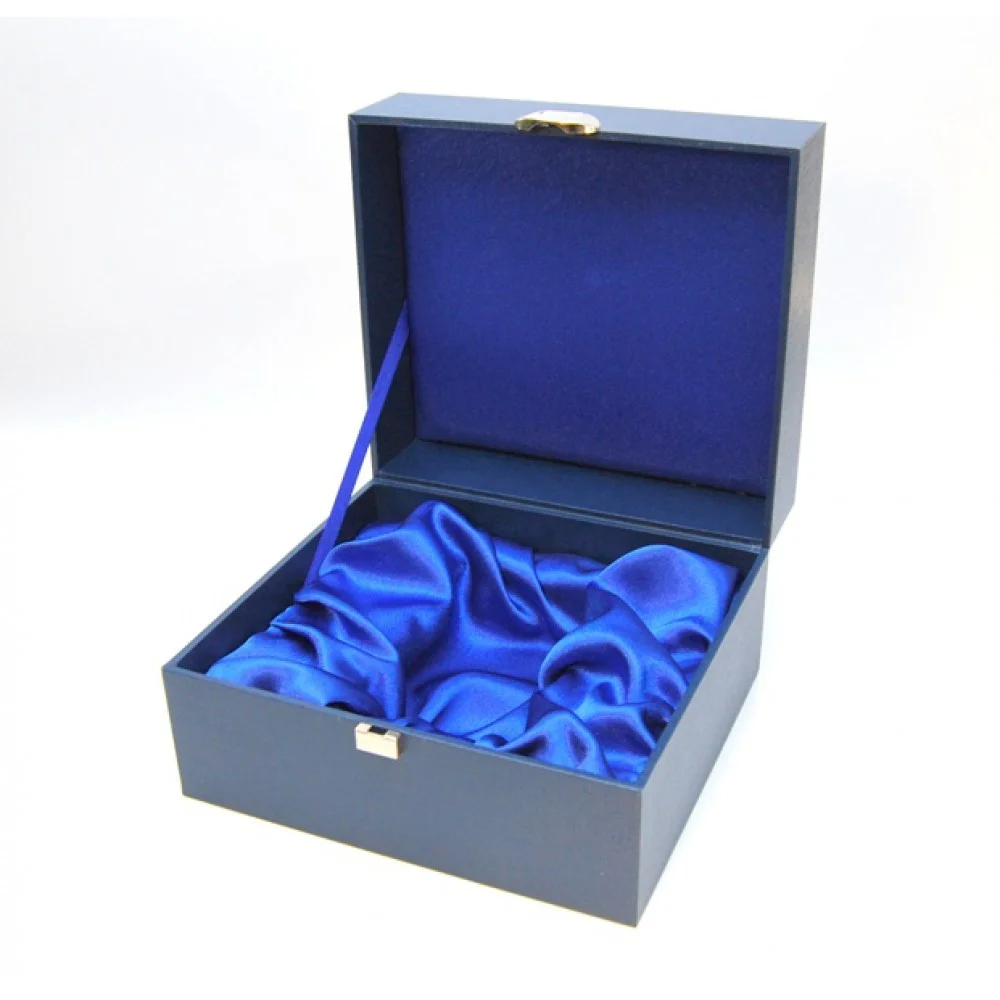 Ложемента с драпировкой ткани