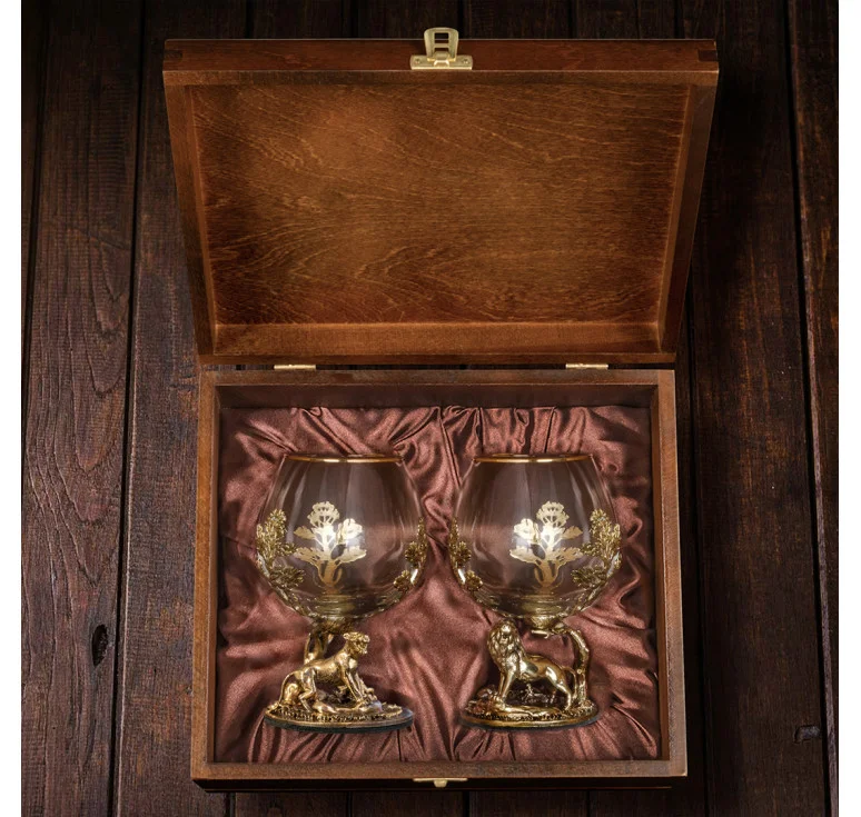 Ложемента с драпировкой ткани