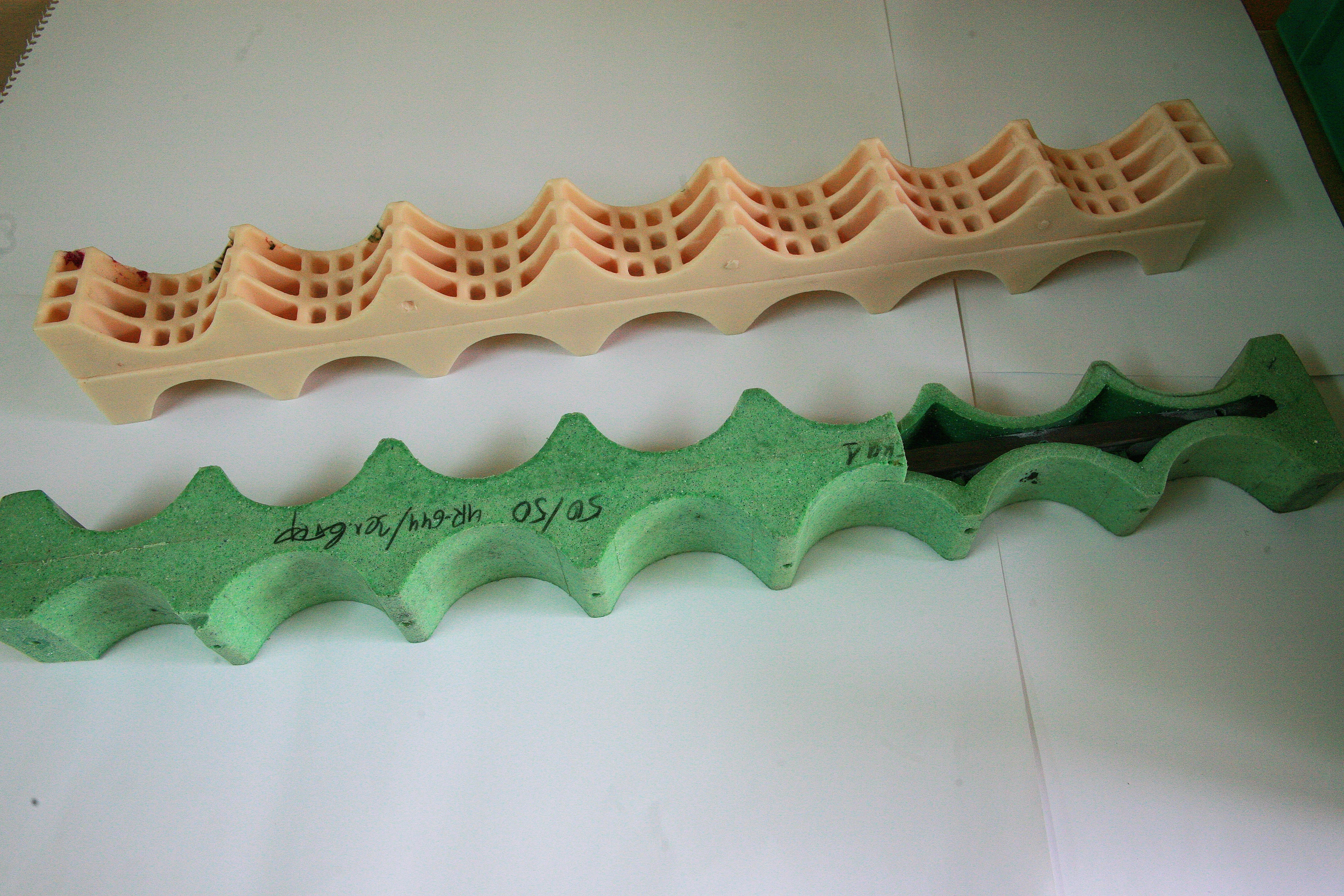 Ложементы для труб