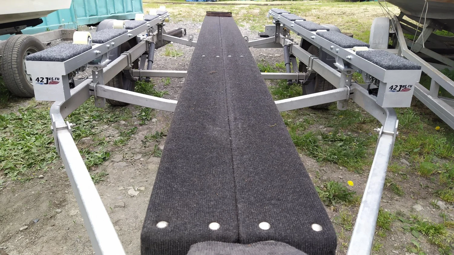 Ложементы с роликами