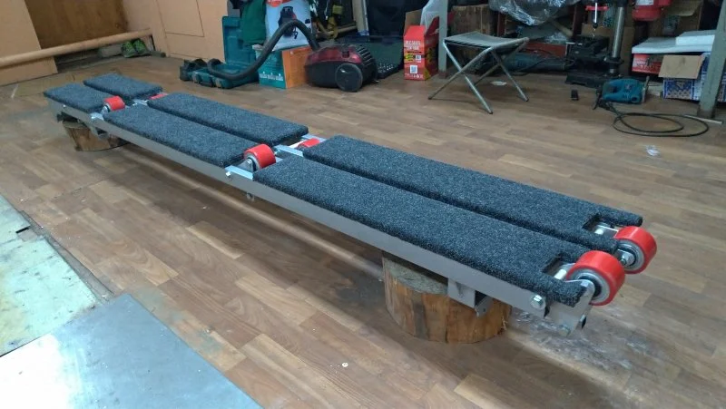 Ложементы с роликами